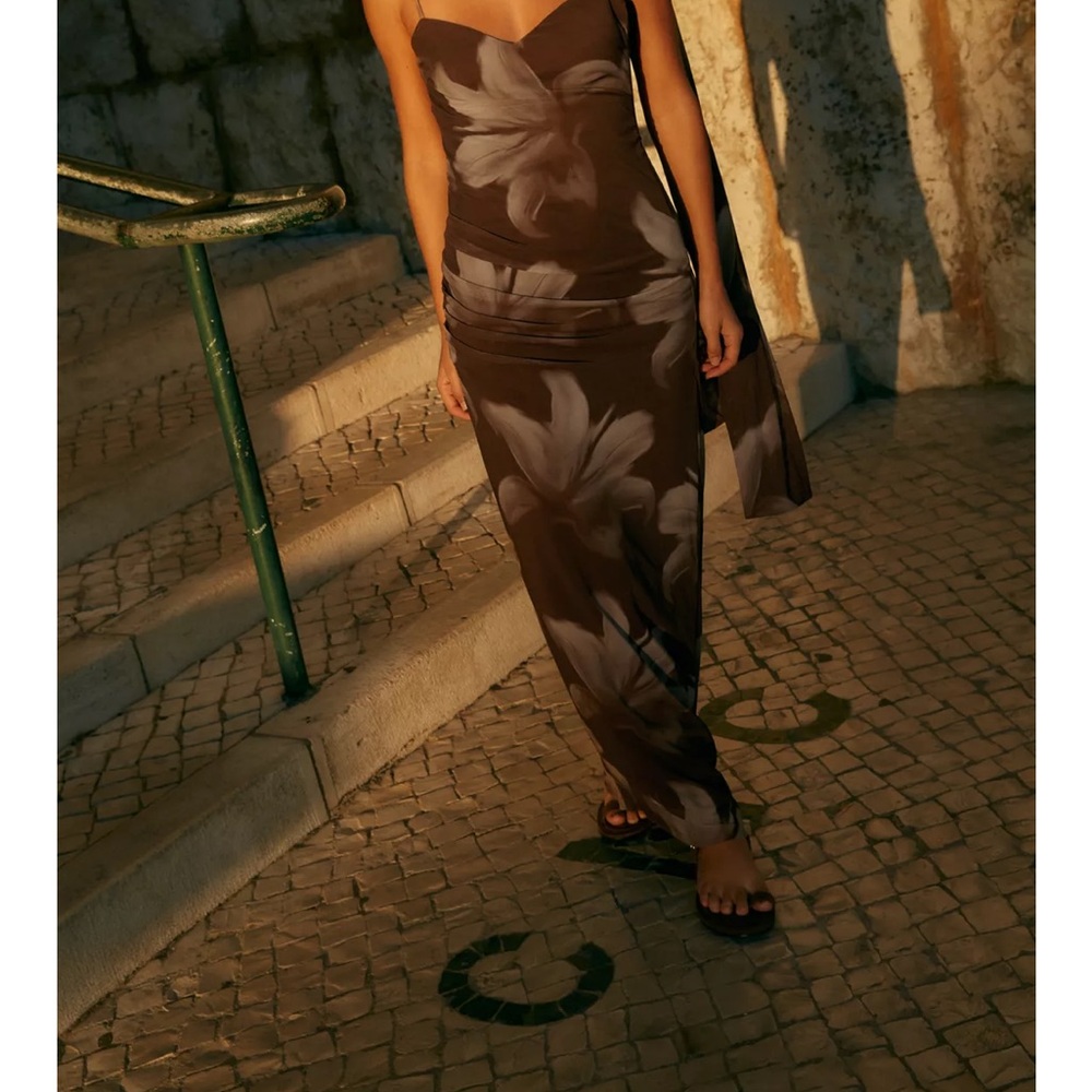 Zara Brown Floral Maxi Dress - Picture 2 of 8